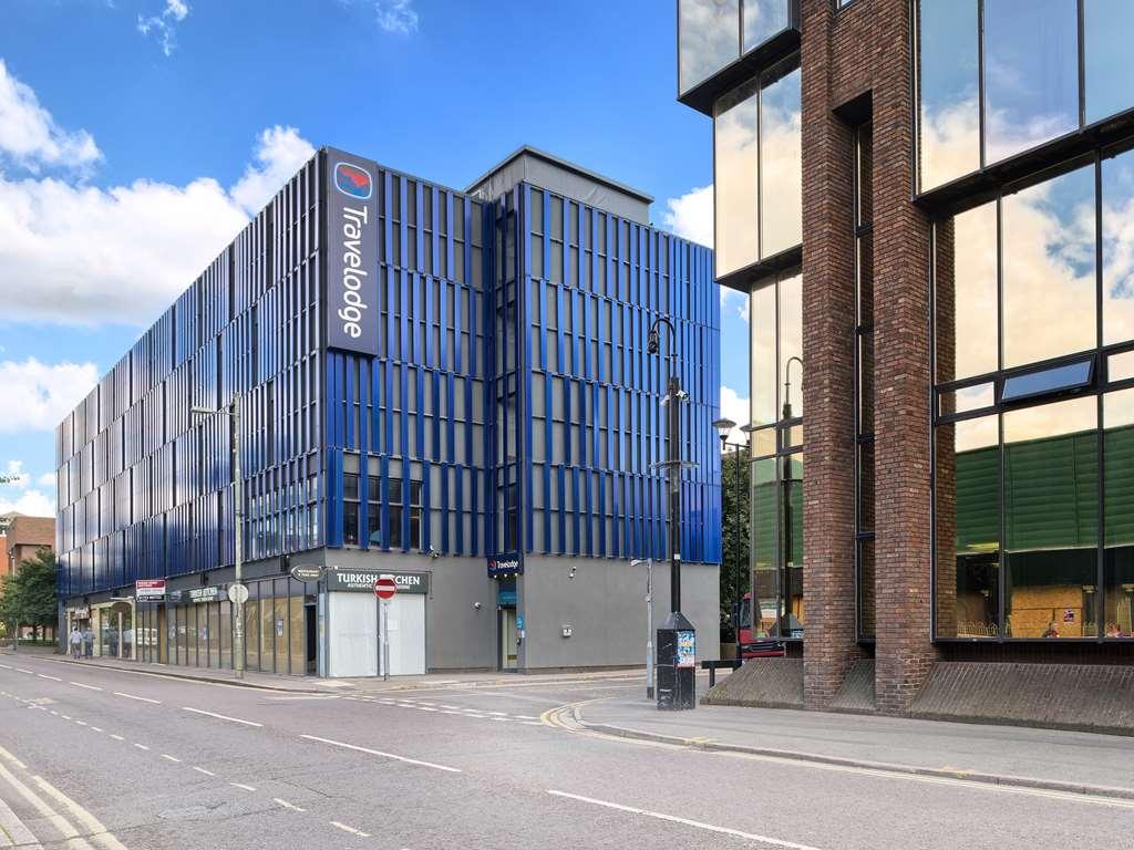 Travelodge Peterborough Central Exterior photo