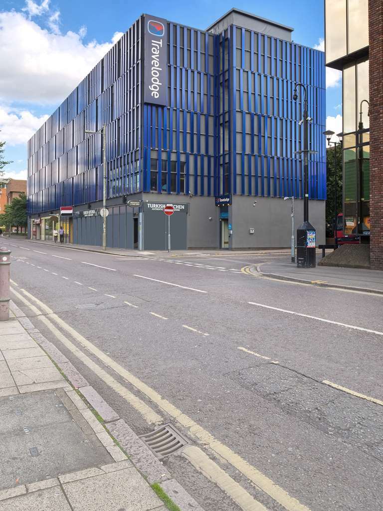 Travelodge Peterborough Central Exterior photo
